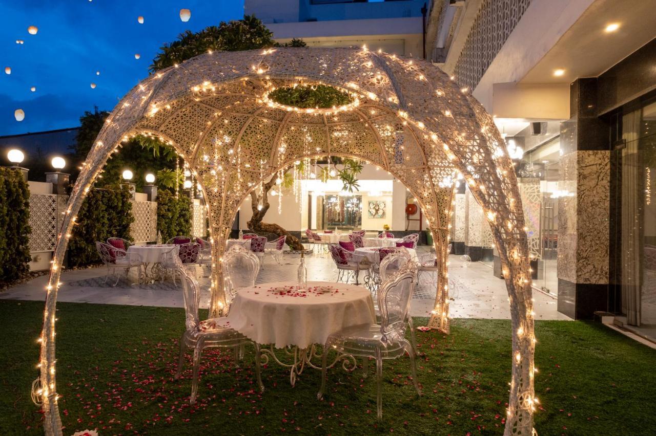 Hotel Casa Aishbagh Лакхнау Екстер'єр фото